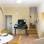 Апартаменты Santa Chiara *