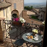 Апартаменты Santa Chiara Ассизи